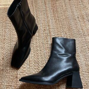 Vagabond Hedda Black Leather Square-Toe Ankle Boots - Size 40